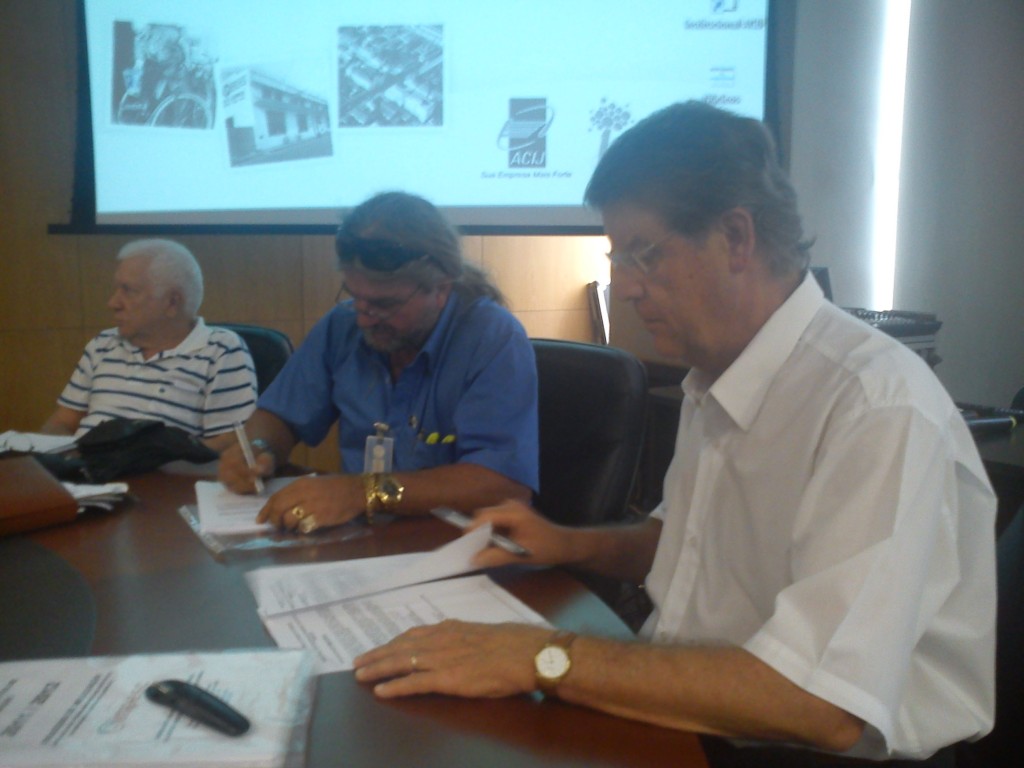 Assinatura da CCT 2011/2012 – Região de Joinville