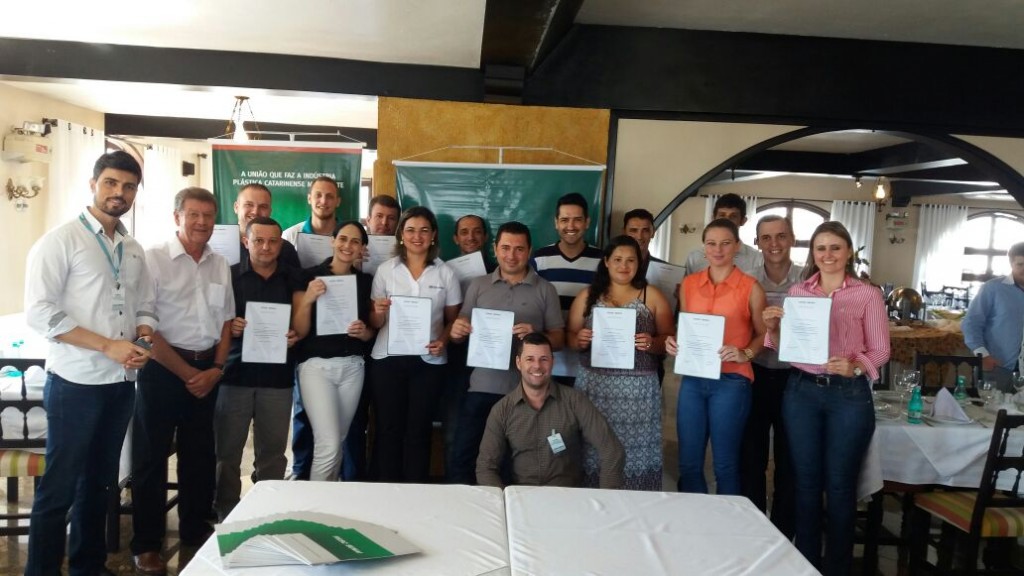 SENAI e SIMPESC certificam Líderes e Supervisores de Produção