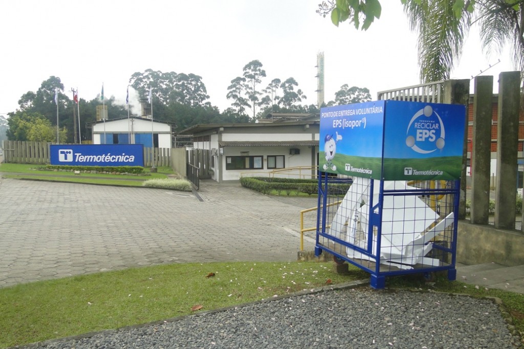 Reciclagem de isopor no Encontro Sul Brasileiro da Indústria Plástica e Reciclagem em Criciúma – SC