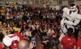 CRIATIVIDADE E MUITA MÃO NA MASSA marcam torneio de robótica da FLL