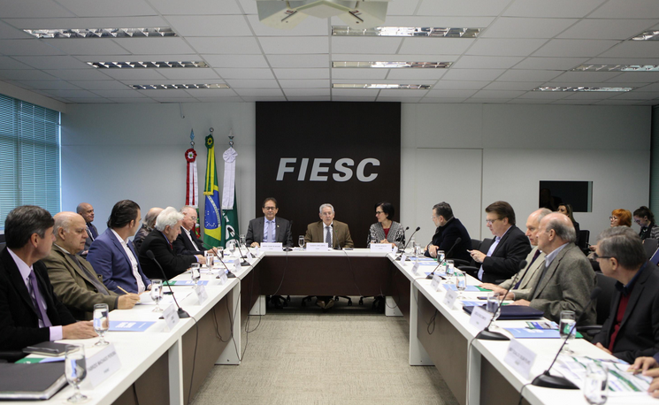 FIESC debate propostas aos candidatos nas eleições 2018
