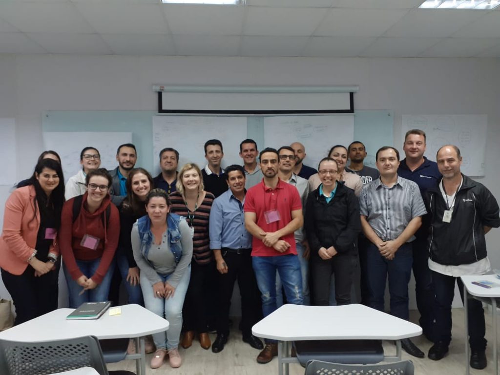 TREINAMENTO DE LÍDERES