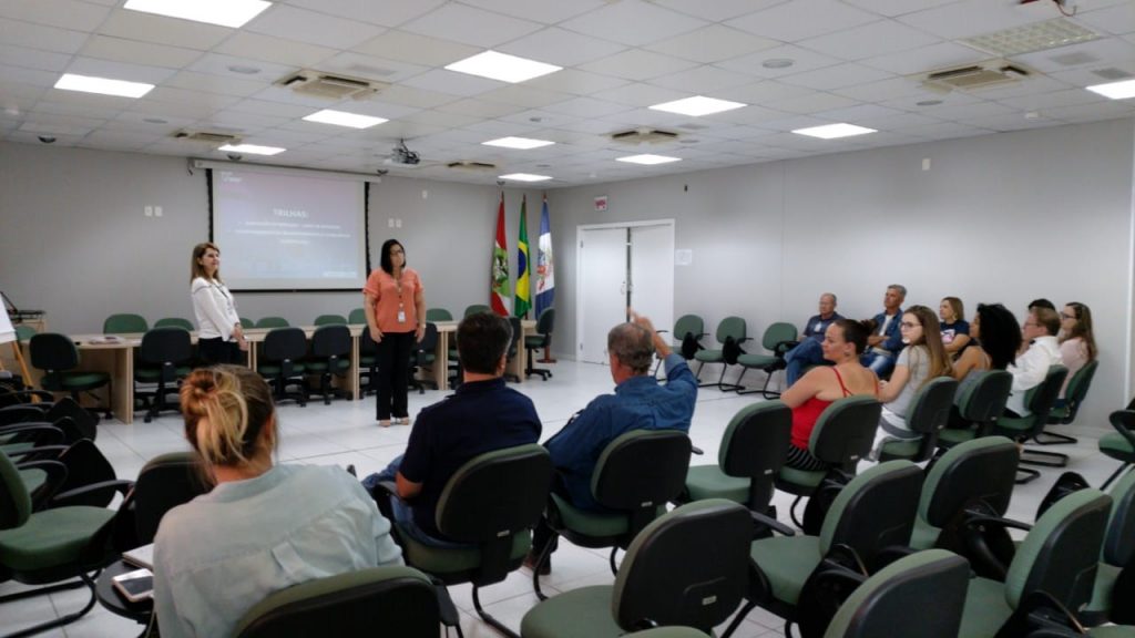 SIMPESC: Projeto Embarque Imediato – FIESC/SESI/SENAI