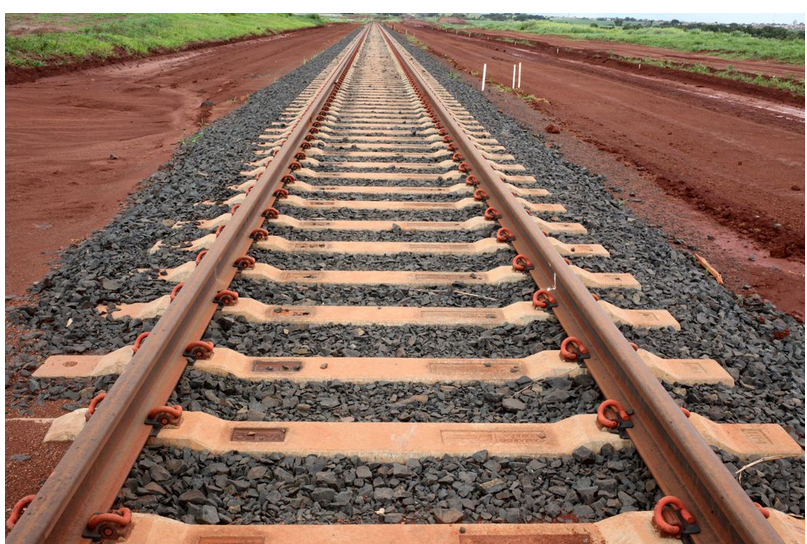 No Ministério da Infraestrutura, FIESC mostra viabilidade de ferrovias em SC