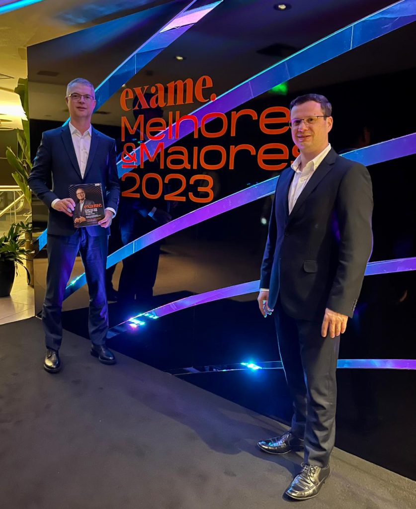KRONA comemora crescimento com inclusão em ranking da revista Exame e novas unidades