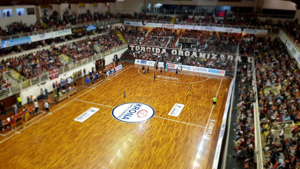 KRONA renova patrocínio da Liga Nacional de Futsal