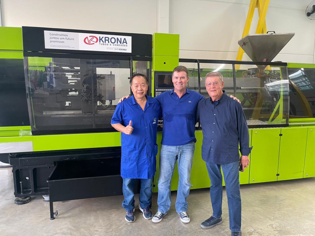 Grupo KRONA contribui para a formação de operadores no novo Centro de Treinamento do Trabalhador no Sindicato dos Plásticos de Joinville