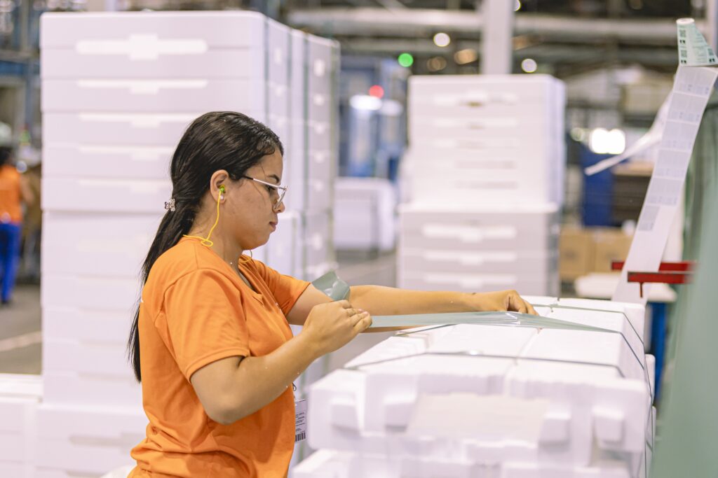 TERMOTÉCNICA destaca ganhos logísticos e de sustentabilidade com embalagem iPack para eletroeletrônicos e eletrodomésticos na Eletrolar 2026